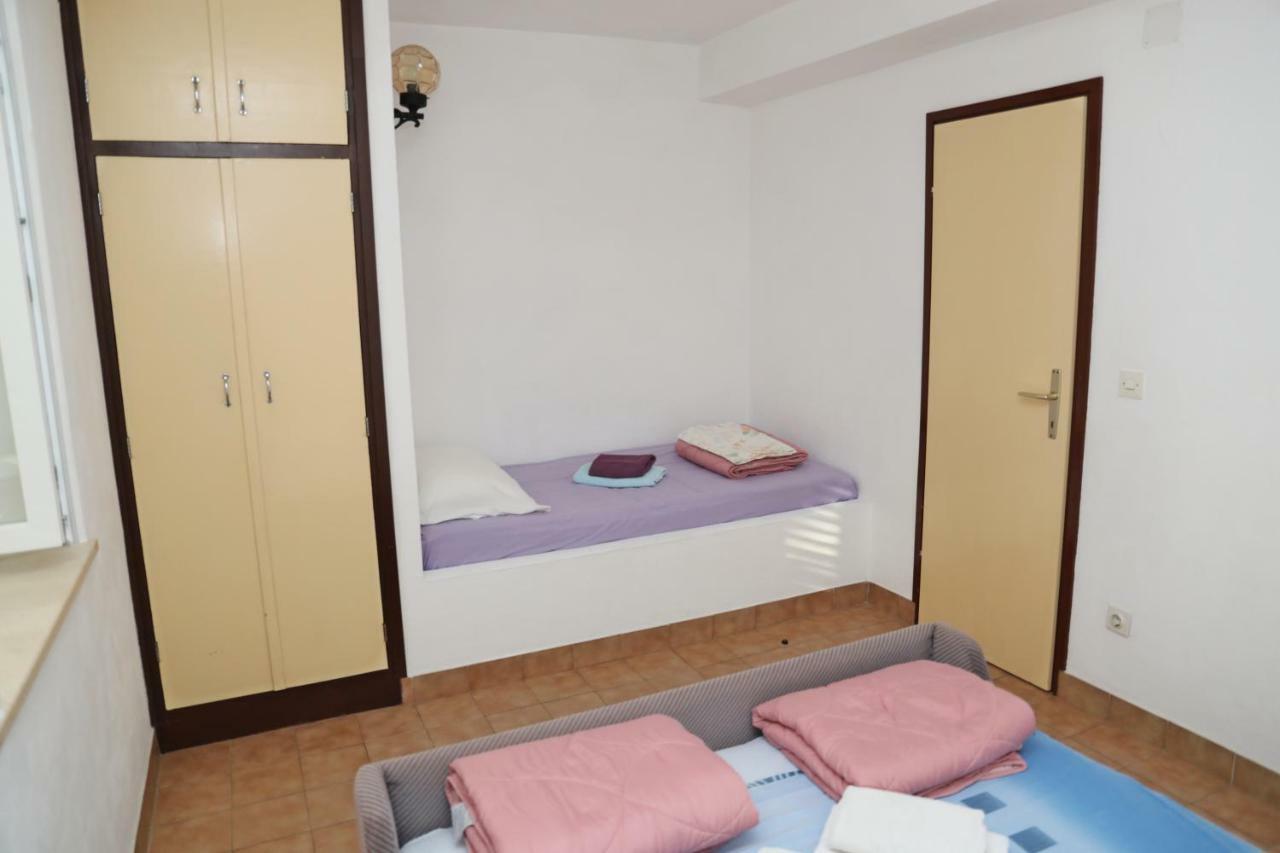 Apartments Katica 鲁巴达 外观 照片