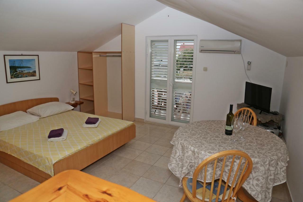 Apartments Katica 鲁巴达 外观 照片